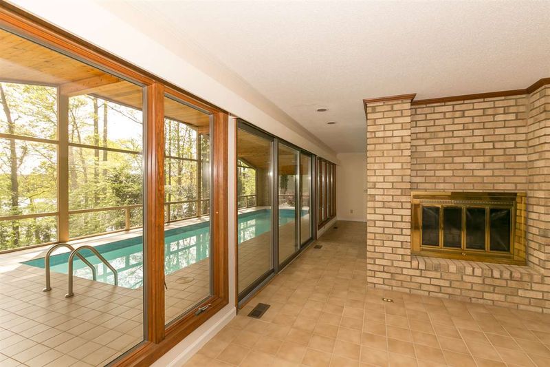 283 Fairway Ln, Sanford, NC 27332