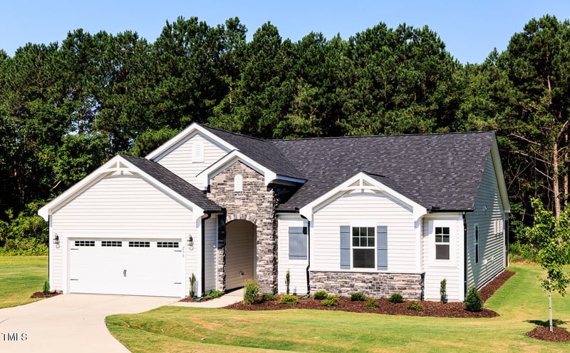 283 Golfview Ave, Benson, NC 27504