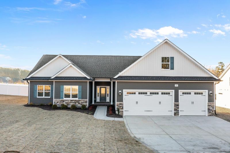 283 Oakhaven Dr, Holly Springs, NC 27540