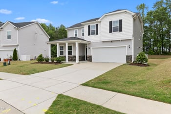 283 Summer Ranch Dr, Fuquay Varina, NC 27526