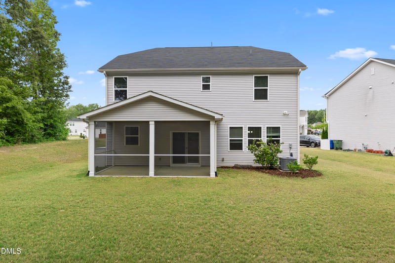 283 Summer Ranch Dr, Fuquay Varina, NC 27526