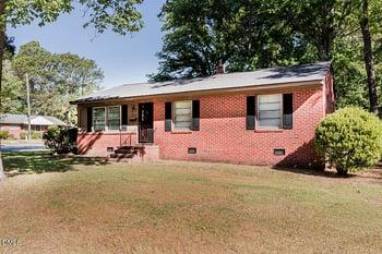 2832 Pelham Rd, Rocky Mount, NC 27804