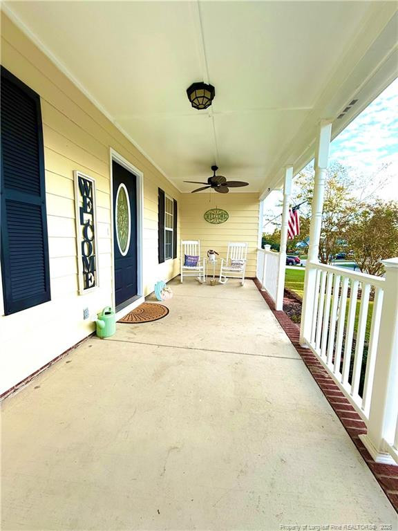 2833 Beringer Dr, Fayetteville, NC 28306