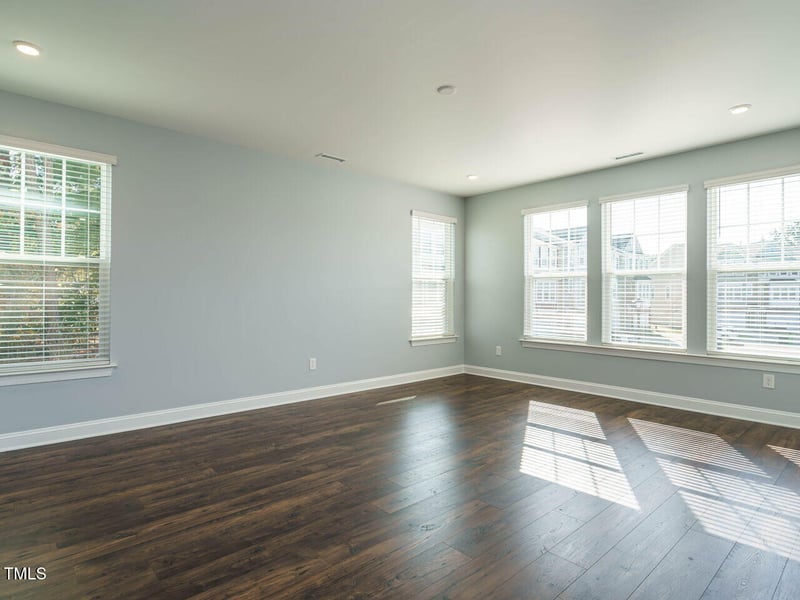 2833 Dallas Valley Ln, Apex, NC 27502
