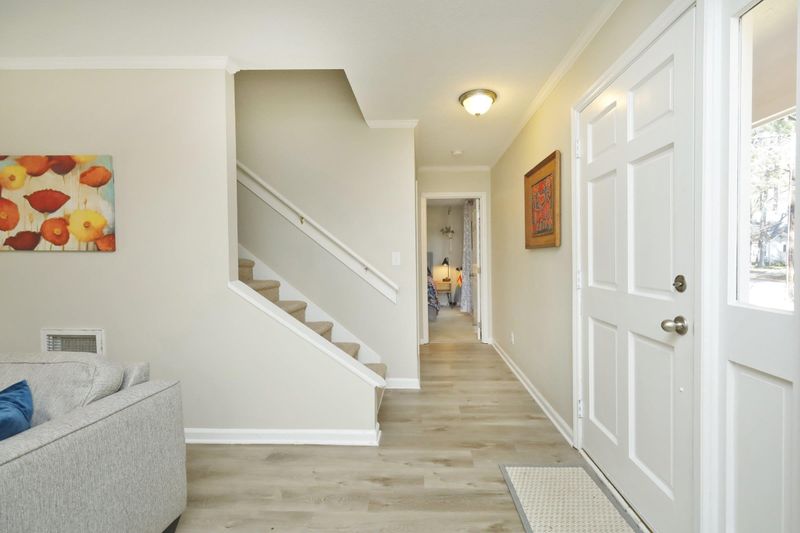 2833 Thurrock Dr, Apex, NC 27539