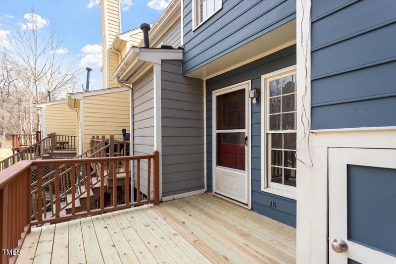 2835 Bedfordshire Ct, Raleigh, NC 27604