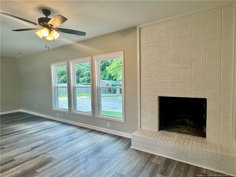 2835 Rosehill Rd, Fayetteville, NC 28301