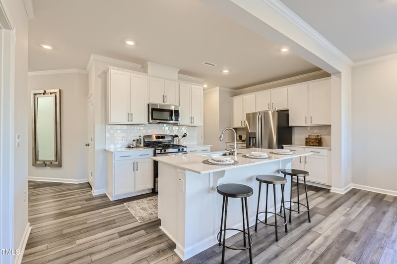284 Beachcomber Dr, Lillington, NC 27546