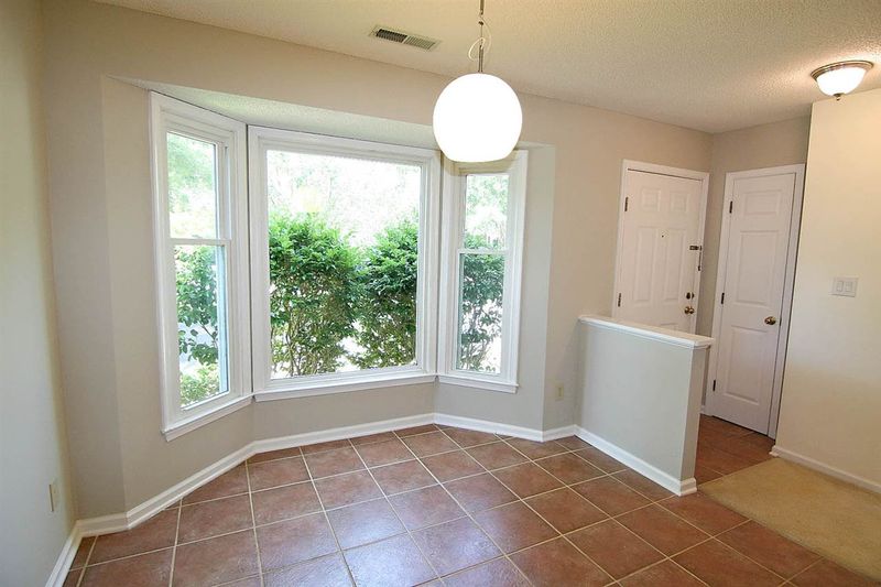 284 Beechtree Dr, Cary, NC 27513