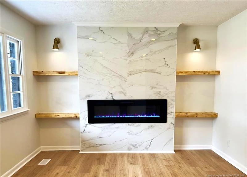 284 Bonanza Dr, Fayetteville, NC 28303