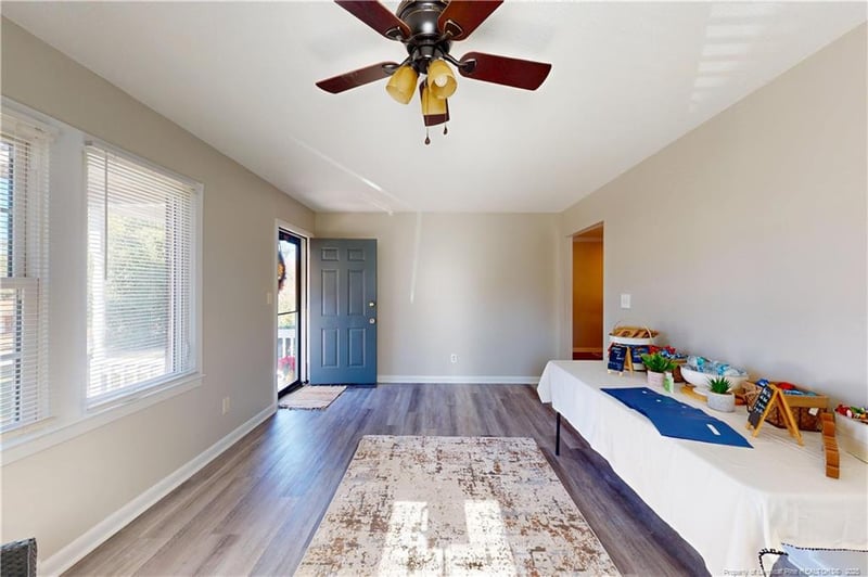 284 Channing Dr, Fayetteville, NC 28303