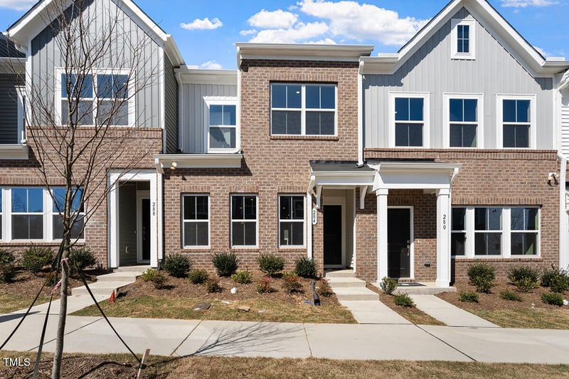 284 Chesapeake Commons St #150, Garner, NC 27529