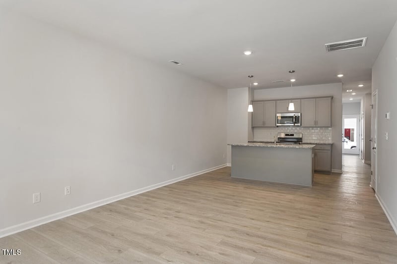 284 Chesapeake Commons St #150, Garner, NC 27529