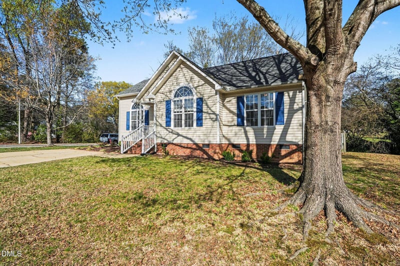 284 Dullis Cir, Garner, NC 27529