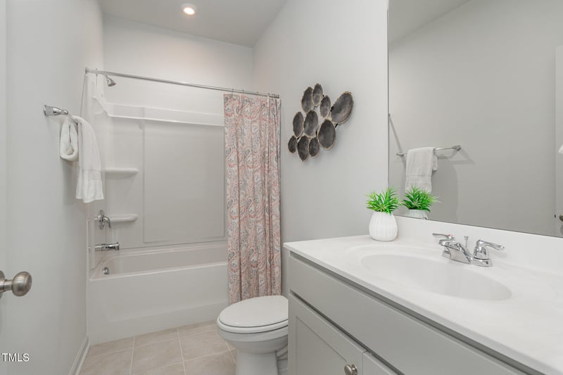 284 Johnson Ridge Way, Four Oaks, NC 27524