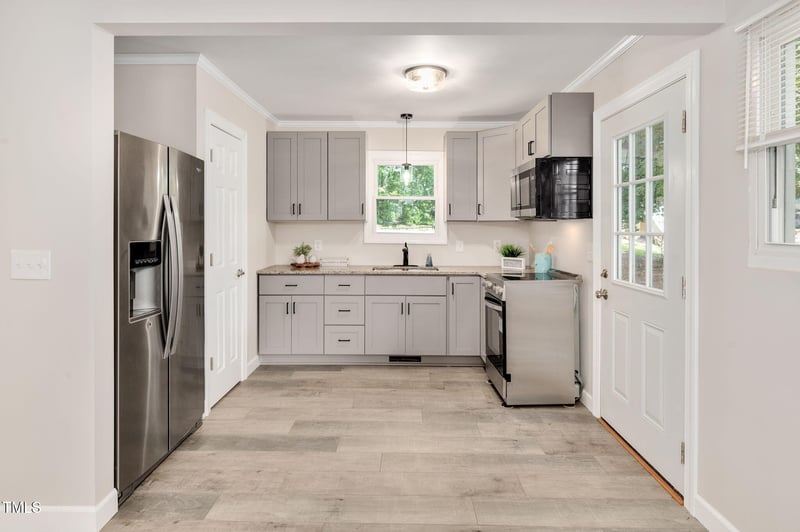 284 Sneed Ln, Fuquay Varina, NC 27526