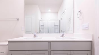 2841 Burgess Dr #404, Mebane, NC 27302