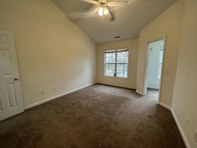 2841 Tryon Pines Dr, Raleigh, NC 27603