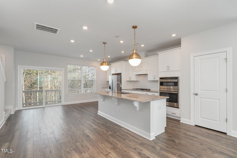 2842 Macbeth Ln, Apex, NC 27502