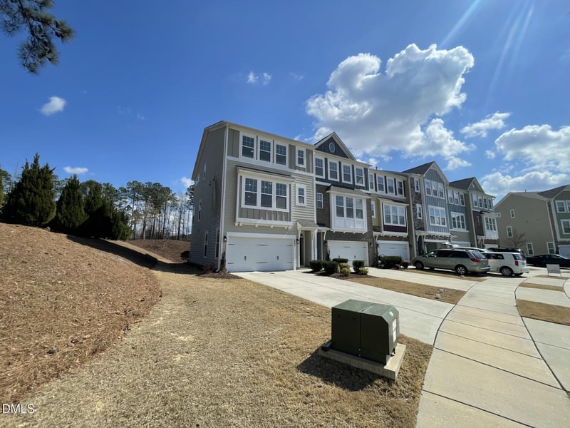 2843 Dallas Valley Ln, Apex, NC 27502
