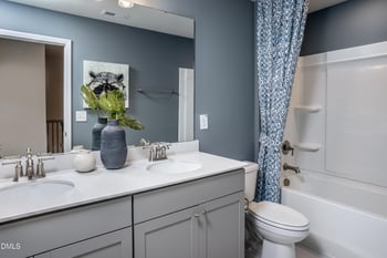 2843 Rodeo Ct, Fuquay Varina, NC 27526