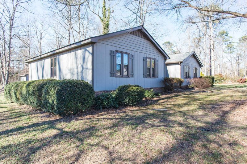 2844 Welding Rd, Wake Forest, NC 27587