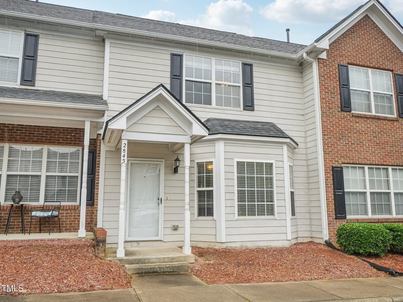 2845 Bennington Dr, Clayton, NC 27520