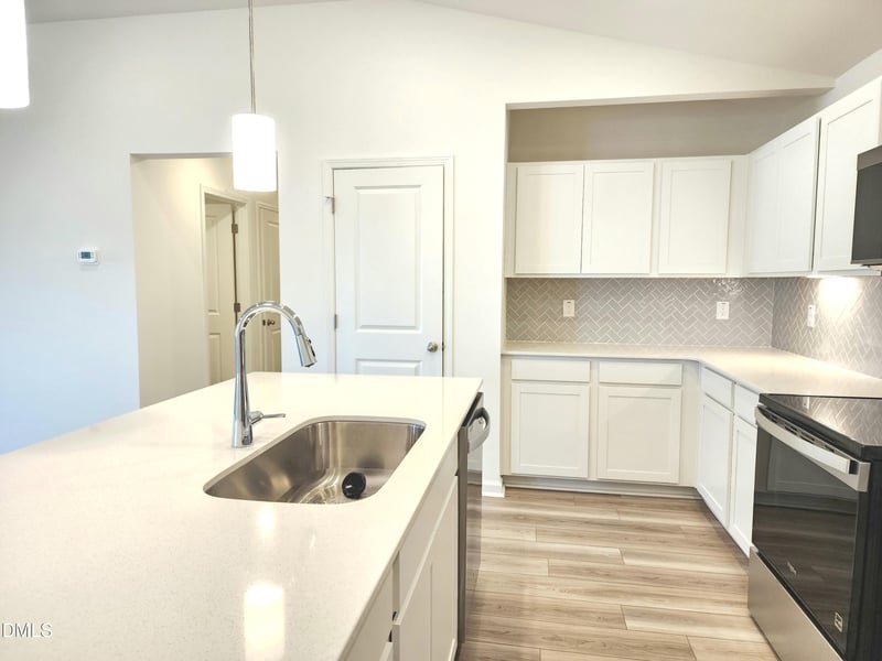 2845 Springtooth Dr, Raleigh, NC 27616