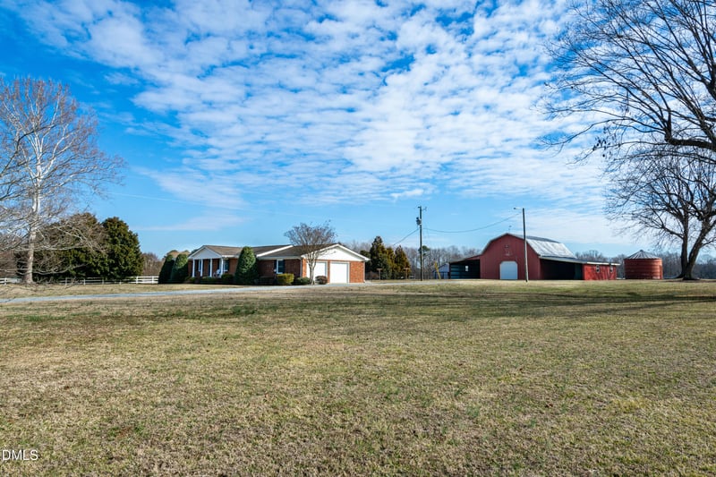 2846 Jackson King Rd, Willow Springs, NC 27592