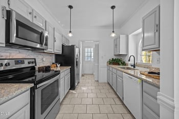 2848 W Jameson Rd, Raleigh, NC 27604