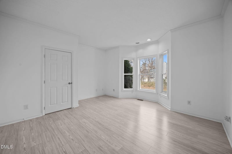 2848 W Jameson Rd, Raleigh, NC 27604
