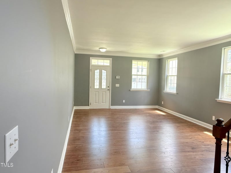 2848 Roundleaf Ct, Raleigh, NC 27607
