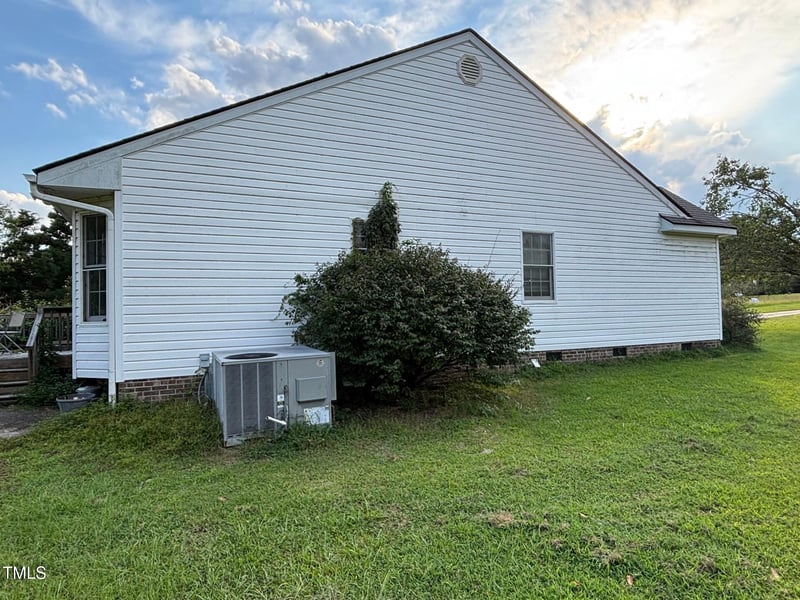 285 Bradford Ridge Dr, Youngsville, NC 27596