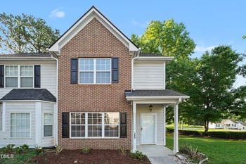 285 Dairy Rd, Clayton, NC 27520
