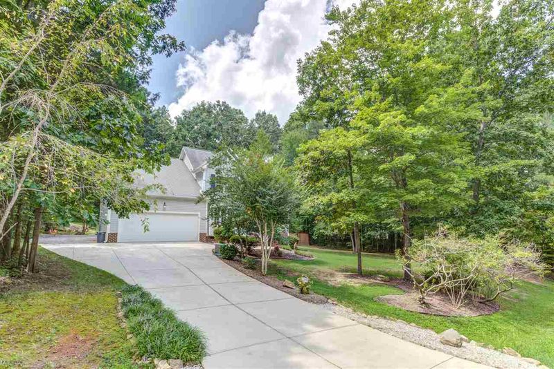 285 Lumberjack Ln, Louisburg, NC 27549