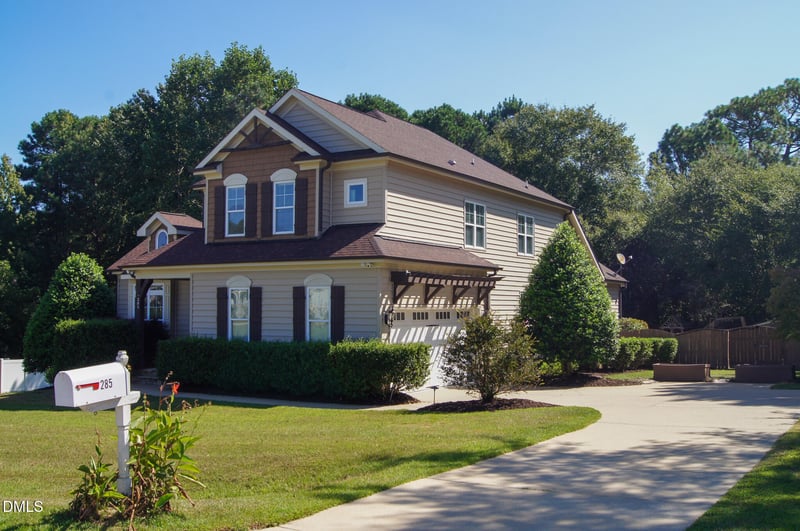 285 Sherman Pines Dr, Fuquay Varina, NC 27526