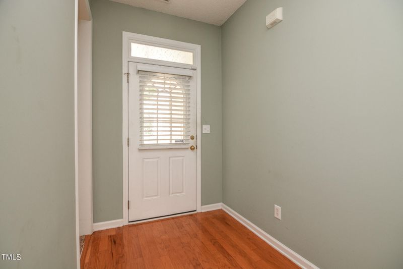 285 Stansbury Ln, Clayton, NC 27527