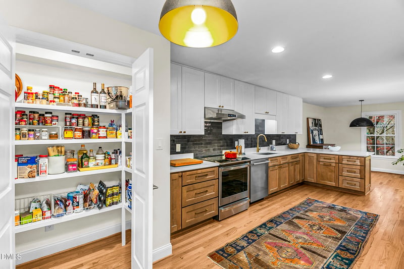 2850 Wycliff Rd, Raleigh, NC 27607