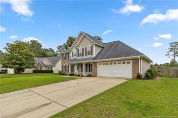 2851 Aristocrat Ln, Fayetteville, NC 28306