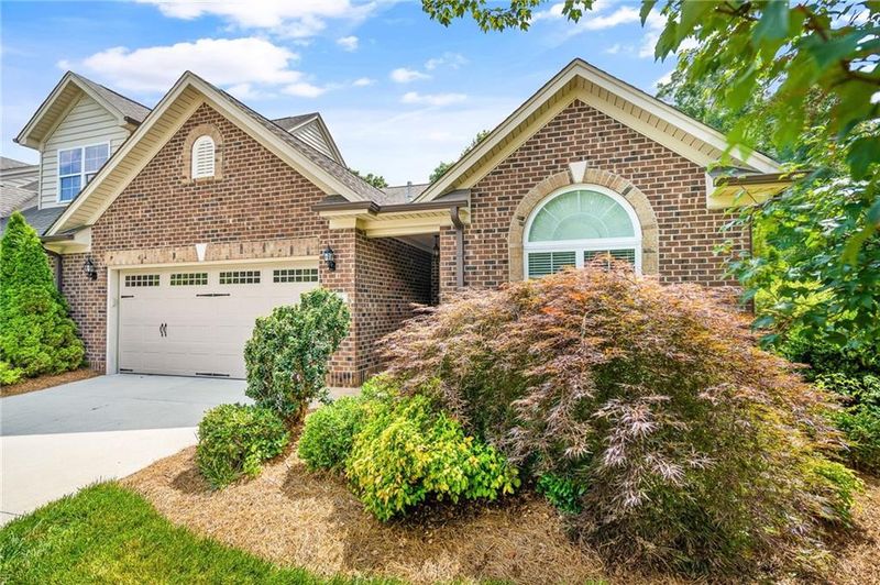 2853 Willoughby Ct, Burlington, NC 27215