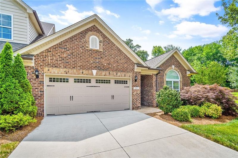 2853 Willoughby Ct, Burlington, NC 27215