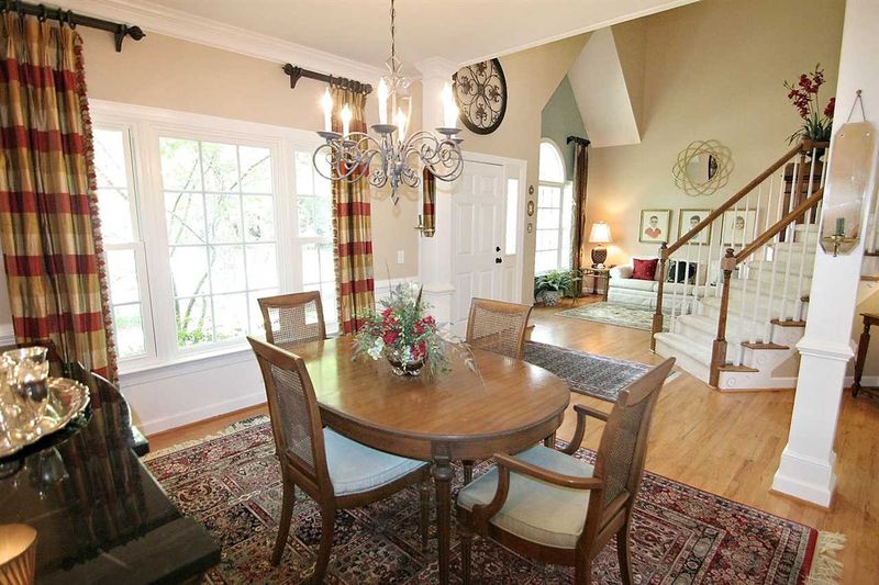 2855 Plaza Pl, Raleigh, NC 27612