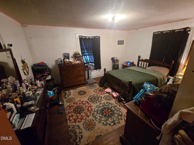 2856 Maple Ave, Burlington, NC 27215