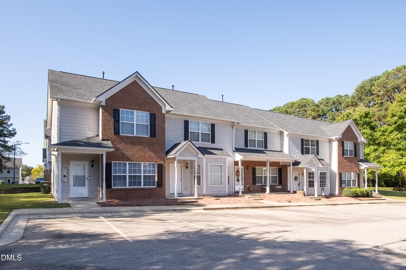 2857 Bennington Dr, Clayton, NC 27520