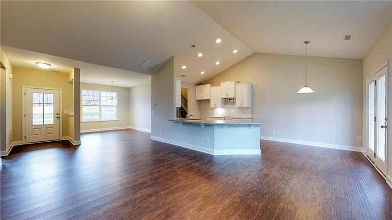 2859 Bingham Dr, Mebane, NC 27302