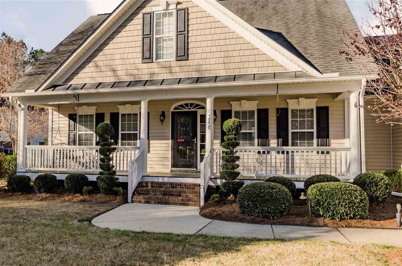 286 Cameron Dr, Raleigh, NC 27603