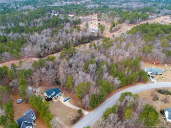 286 Colonial Hills Dr, Lillington, NC 27546