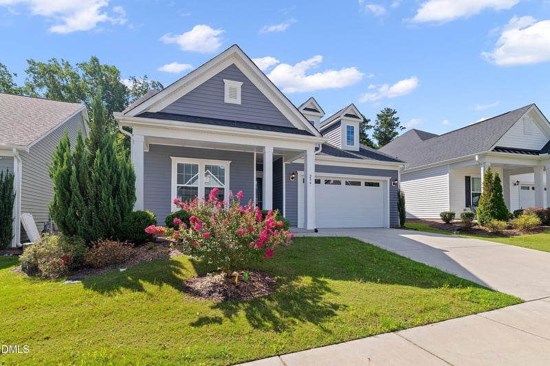 286 Warm Wind Dr, Clayton, NC 27527
