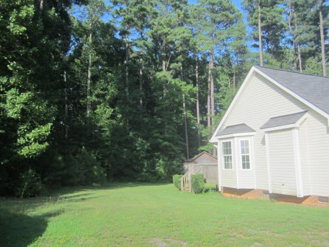 2862 Flat Rock Rd, Franklinton, NC 27525
