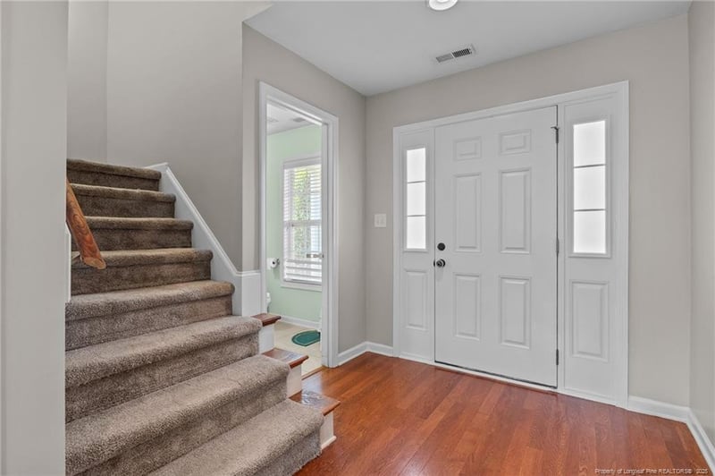 2863 Aristocrat Ln, Fayetteville, NC 28306